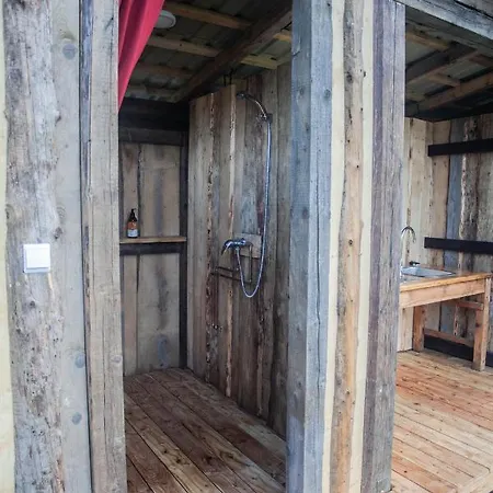 Campo de lujo Glamping Swiecie Nasz